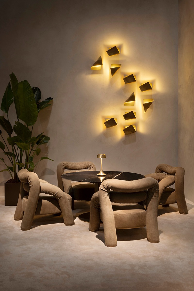 Poltrone Abbraccio Showroom